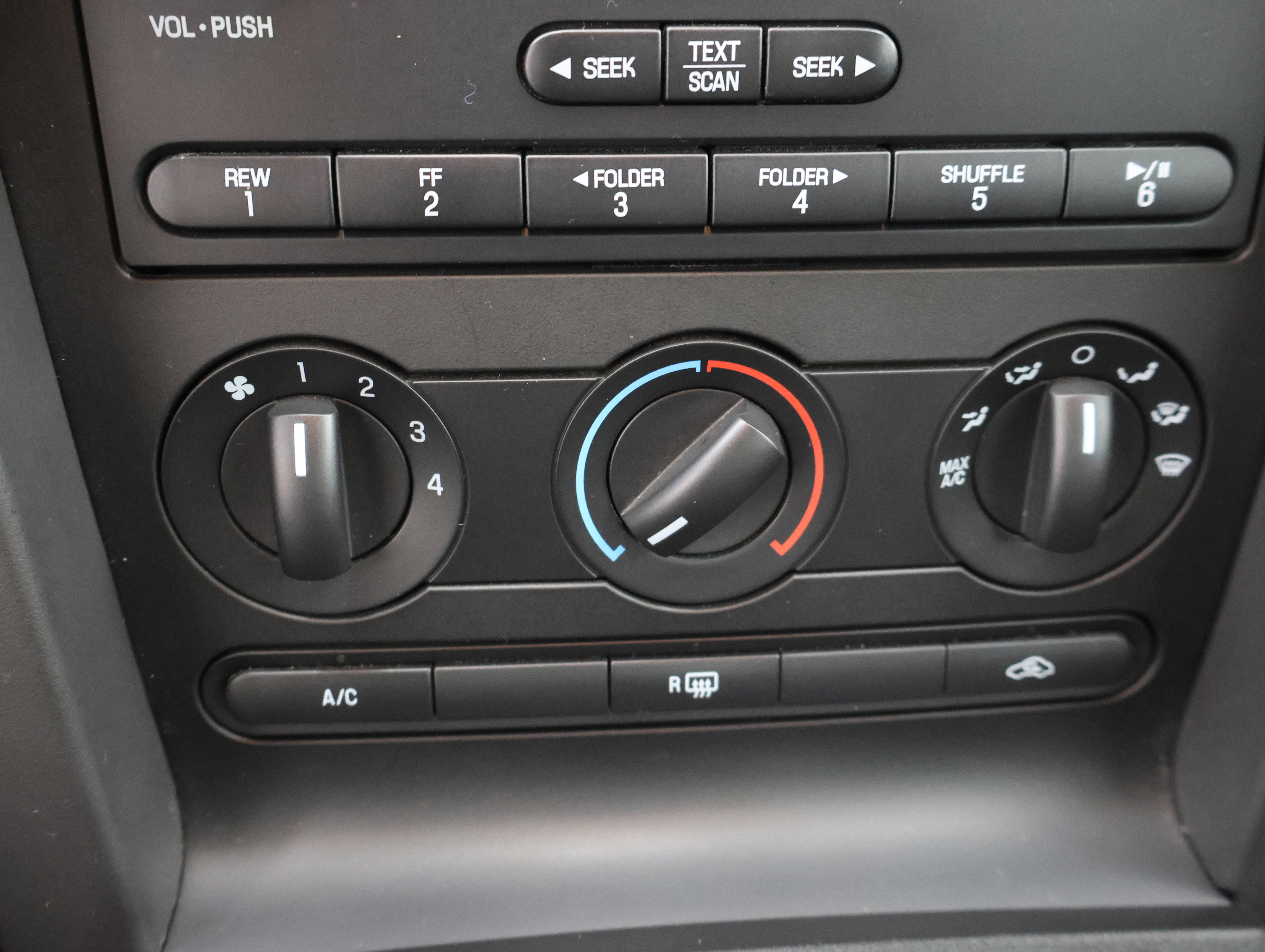 Used 2007 Ford Mustang GT RWD image 42