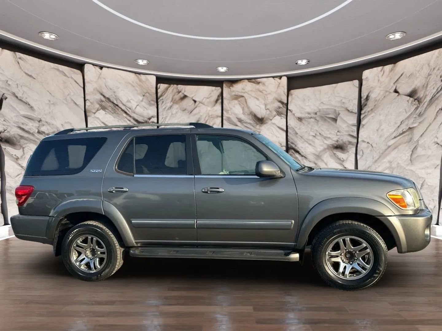 Used 2005 Toyota Sequoia SR5 RWD image 6