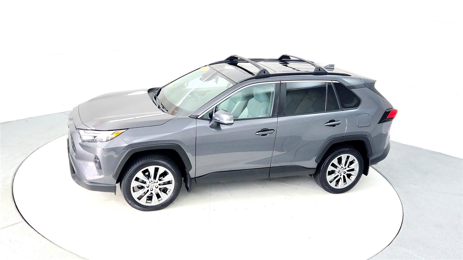 Certified 2022 Toyota RAV4 XLE Premium image 15