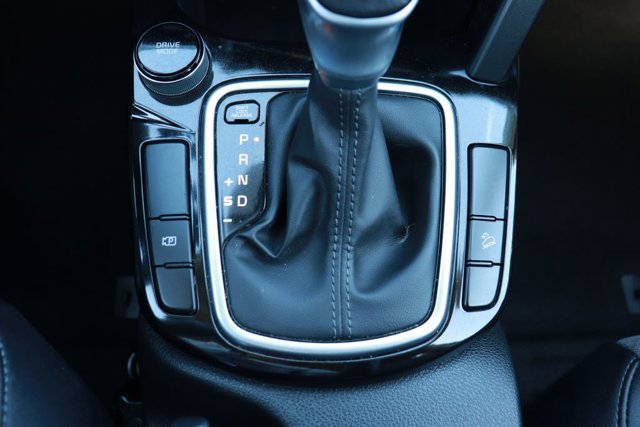 Used 2025 Kia Seltos S image 18