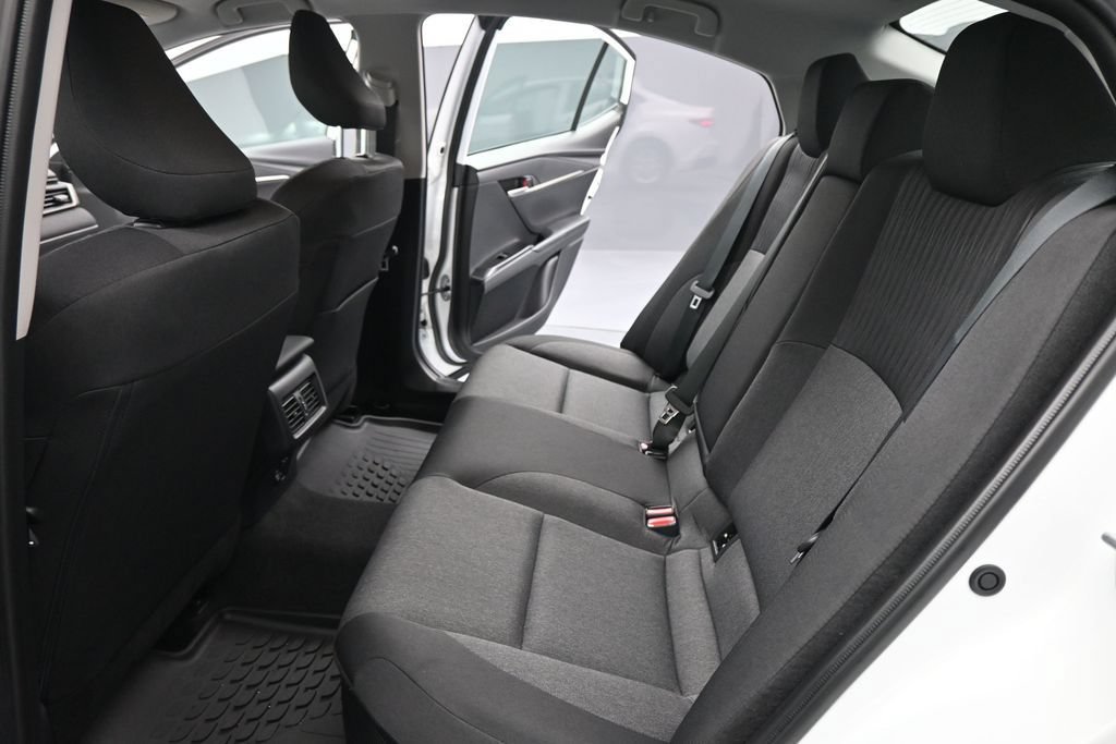 Used 2025 Toyota Camry LE FWD image 17