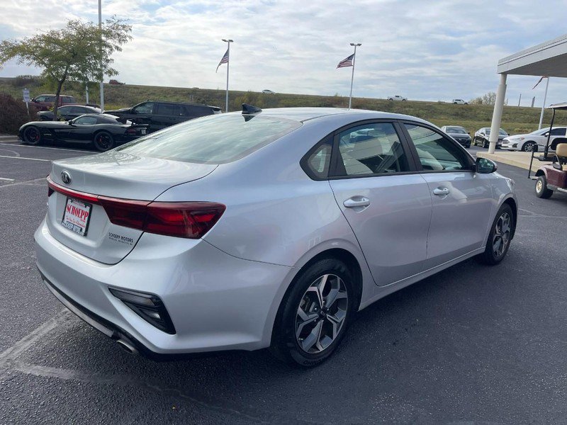 Used 2021 Kia Forte LXS image 3