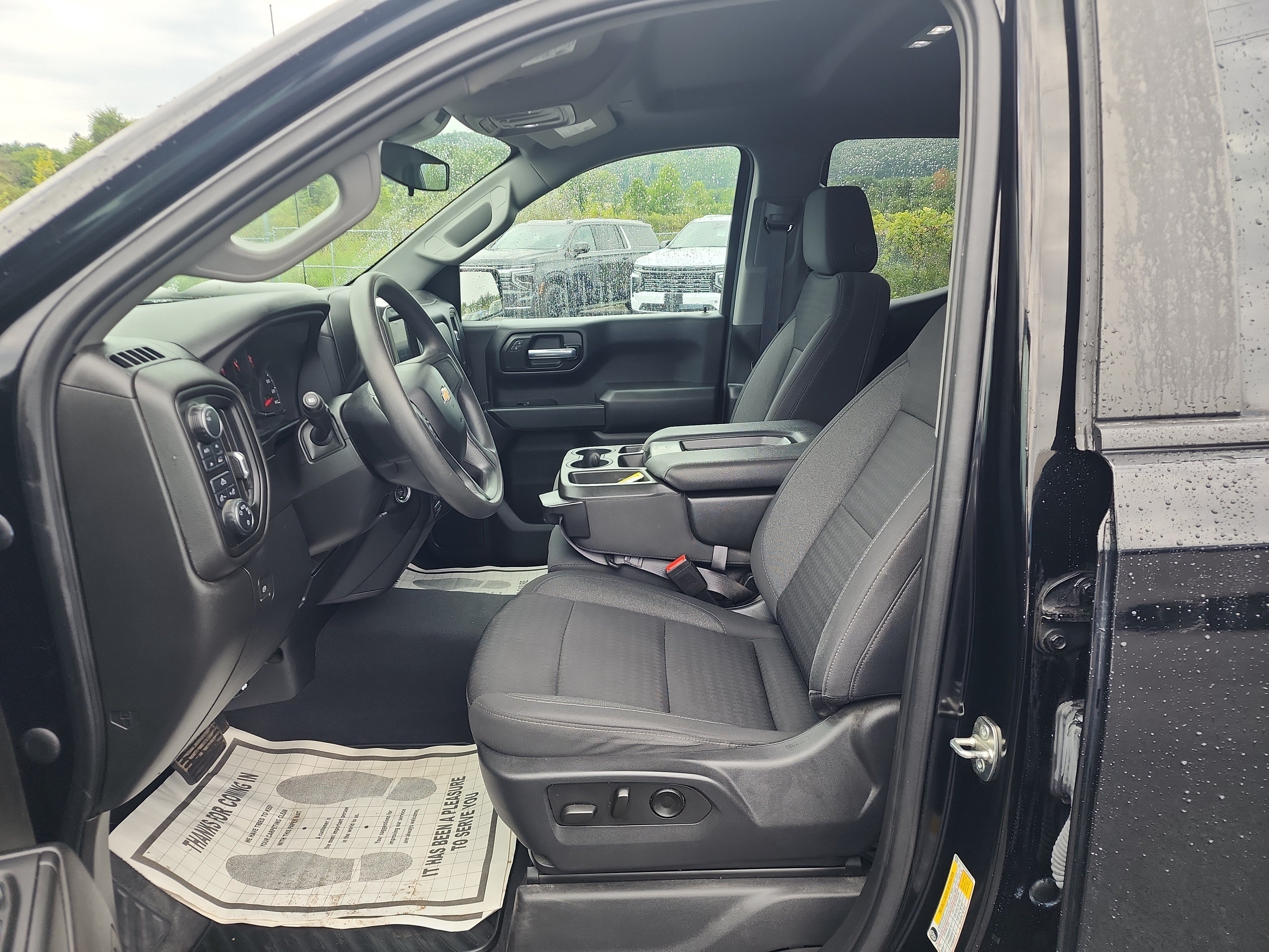 Certified 2023 Chevrolet Silverado 1500 Custom AWD/4WD image 11