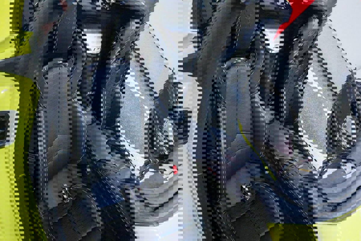 Used 2022 Chevrolet Corvette Stingray Premium Cpe w/ Z51 Performance Package image 20