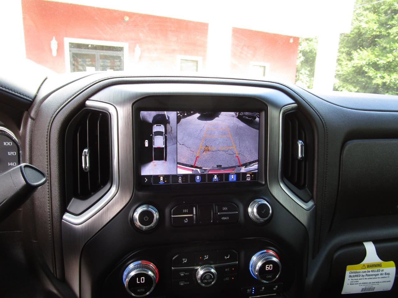Used 2020 GMC Sierra 2500 Denali w/ Denali Ultimate Package AWD/4WD image 17