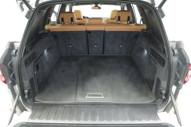 Used 2022 BMW X5 xDrive40i w/ M Sport Package AWD/4WD image 36