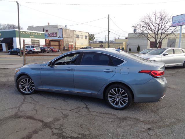 Used 2017 Genesis G80 3.8 RWD image 4