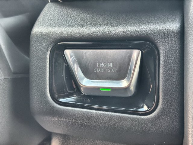 Used 2026 GMC Yukon Elevation w/ Elevation Premium Package RWD image 16