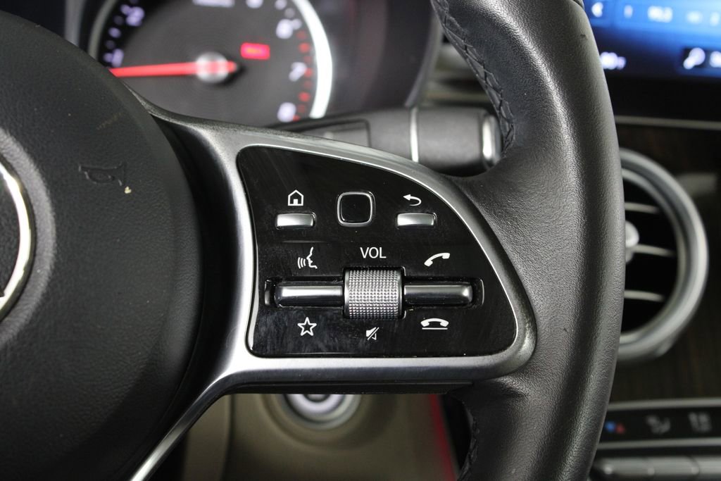 Used 2022 Mercedes-Benz GLC 300 GLC 300 image 27