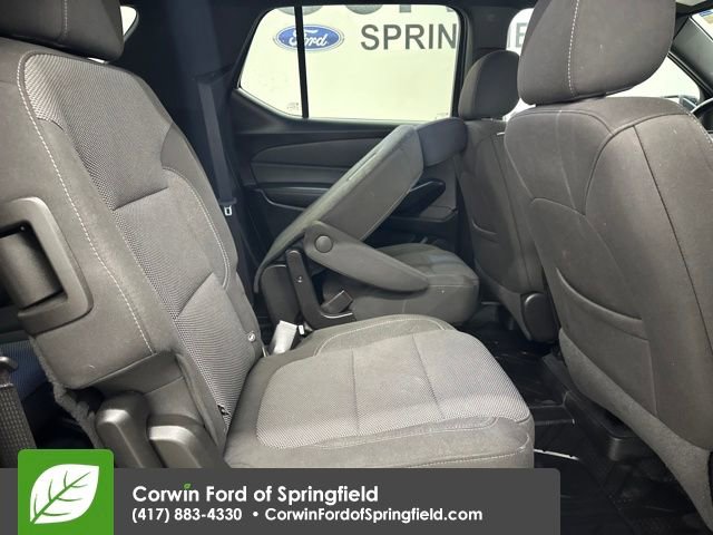 Used 2023 Chevrolet Traverse LT image 13