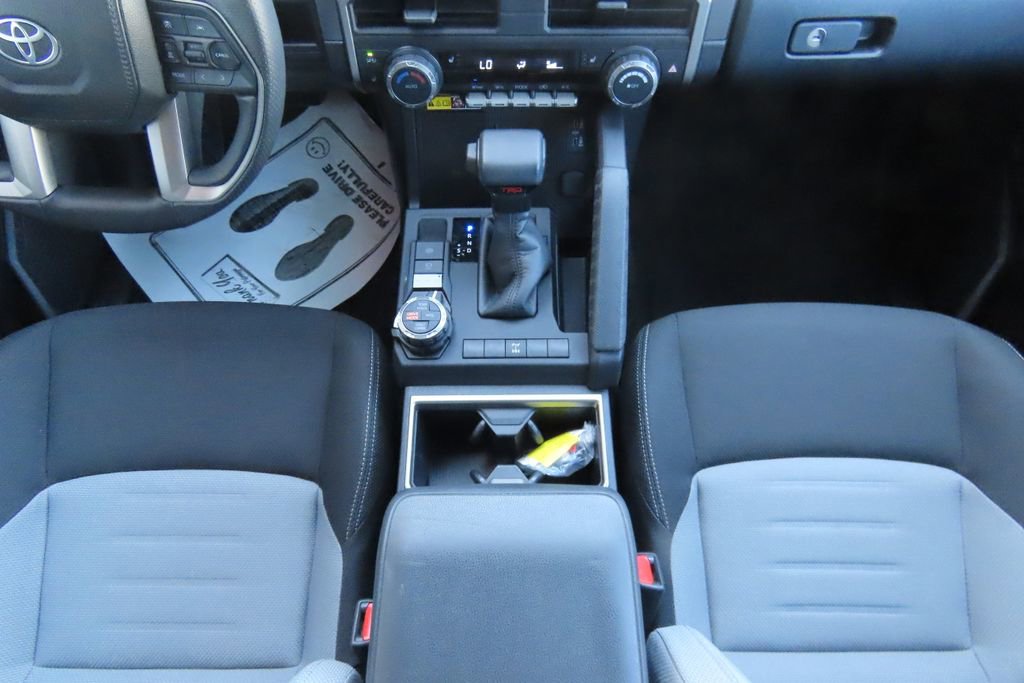 Used 2025 Toyota 4Runner TRD Off-Road image 15