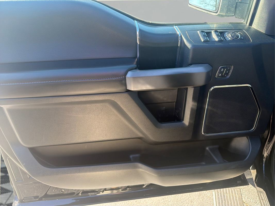 Used 2019 Ford F150 Platinum w/ Equipment Group 701A Luxury image 22