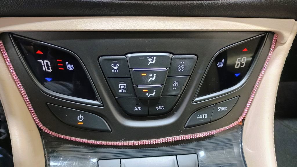 Used 2017 Buick Envision Essence image 20