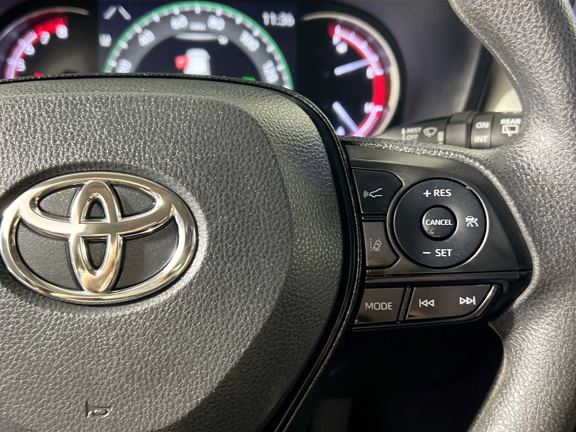 Used 2024 Toyota RAV4 XLE image 19