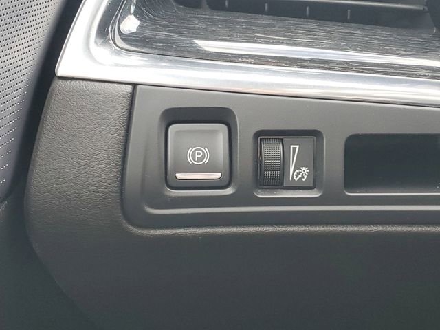 Certified 2021 Cadillac XT5 Premium Luxury image 20