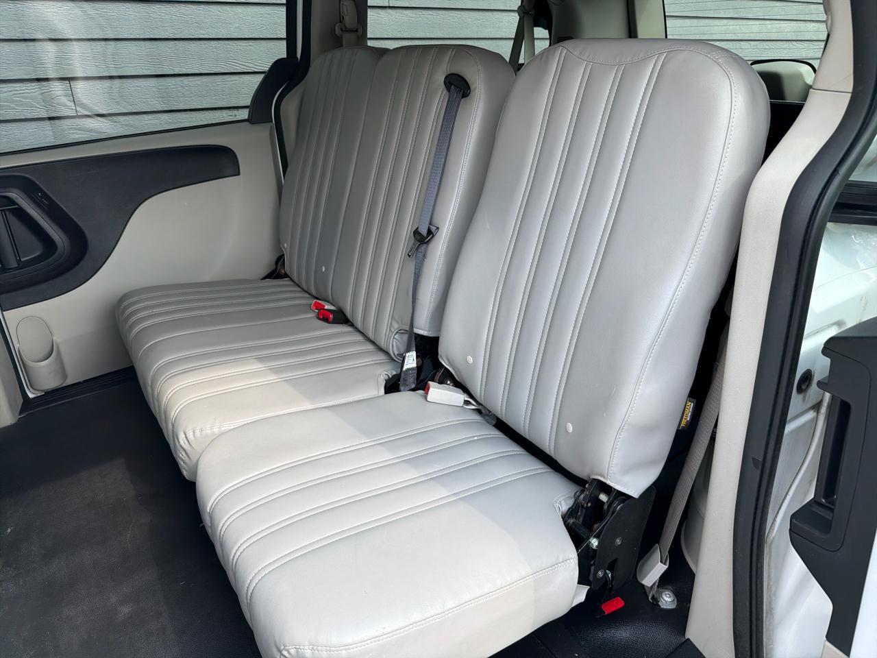 Used 2017 Dodge Grand Caravan SE w/ Power Window Group FWD image 23