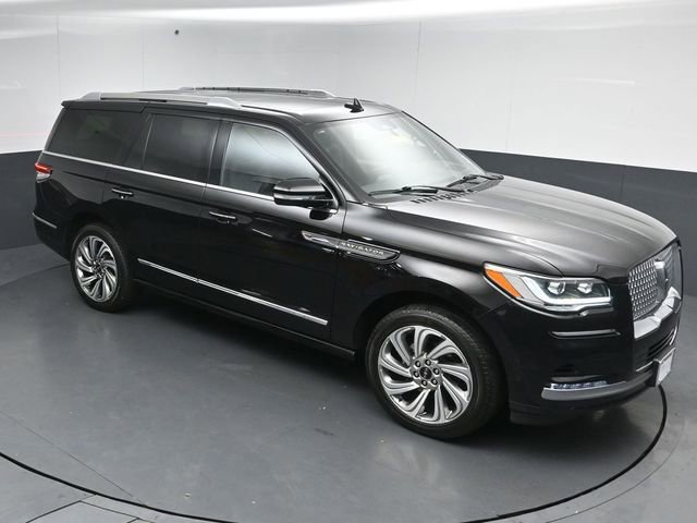 Certified 2023 Lincoln Navigator Reserve AWD/4WD image 48