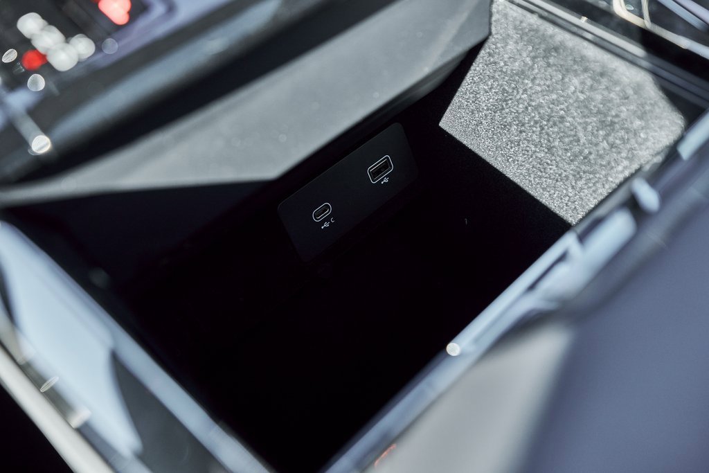 Used 2024 Land Rover Range Rover Sport SV Edition One Carbon Bronze image 67