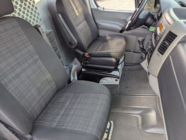 Used 2014 Mercedes-Benz Sprinter 144 Cargo image 9