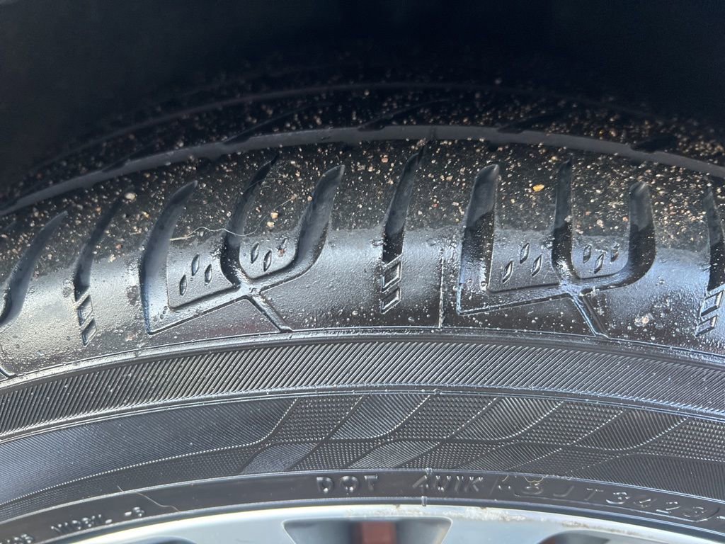 Used 2016 Hyundai Genesis 3.8 w/ Option Group 02 image 28