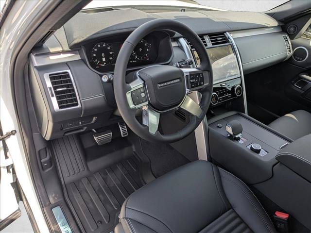 New 2026 Land Rover Discovery Dynamic SE AWD/4WD image 3