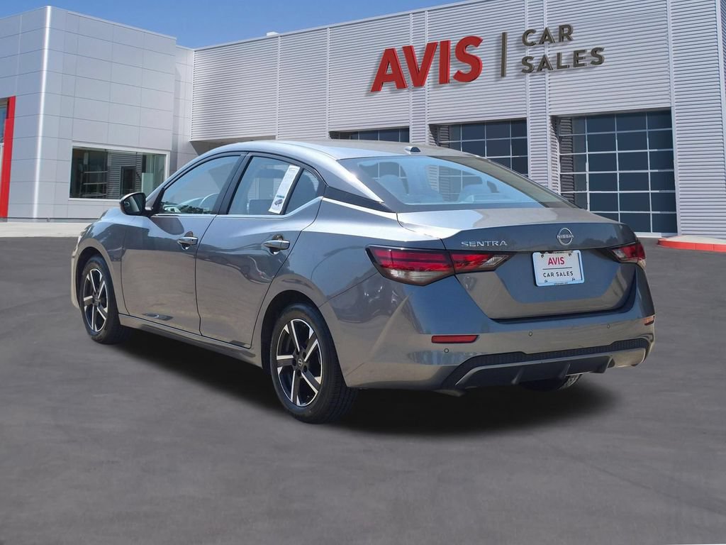 Used 2025 Nissan Sentra SV FWD image 9