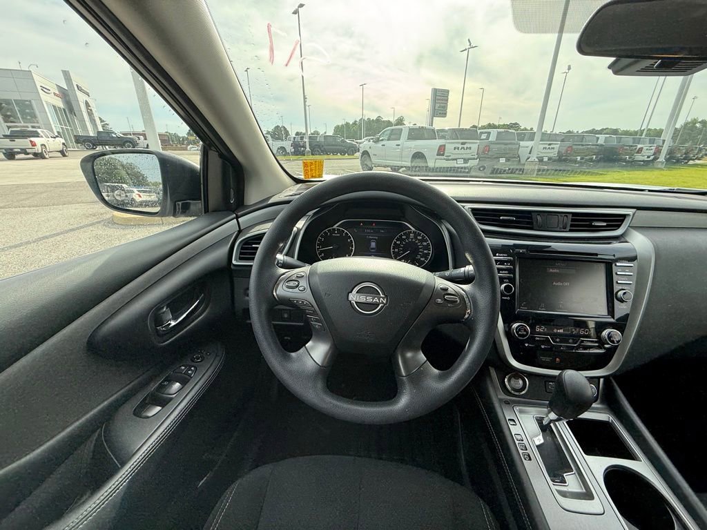 Used 2023 Nissan Murano S FWD image 13