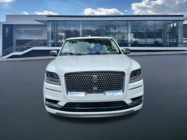 Used 2021 Lincoln Navigator Black Label w/ Cargo Convenience Package AWD/4WD image 2