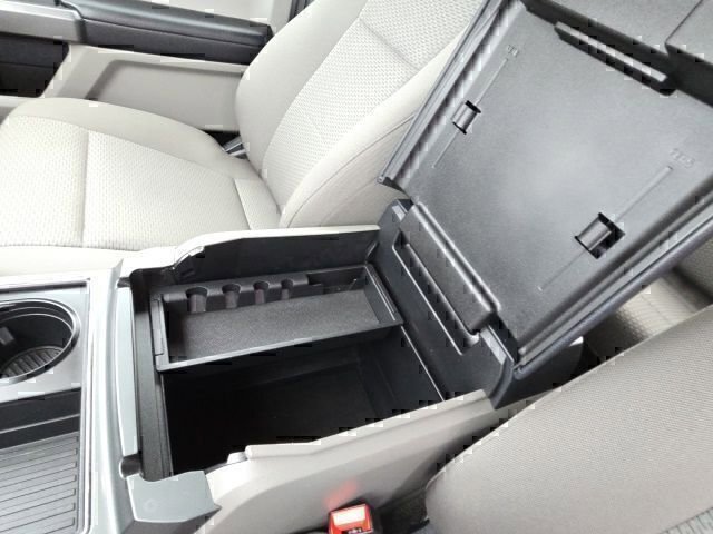 Used 2022 Ford F350 XLT w/ XLT Premium Package AWD/4WD image 26