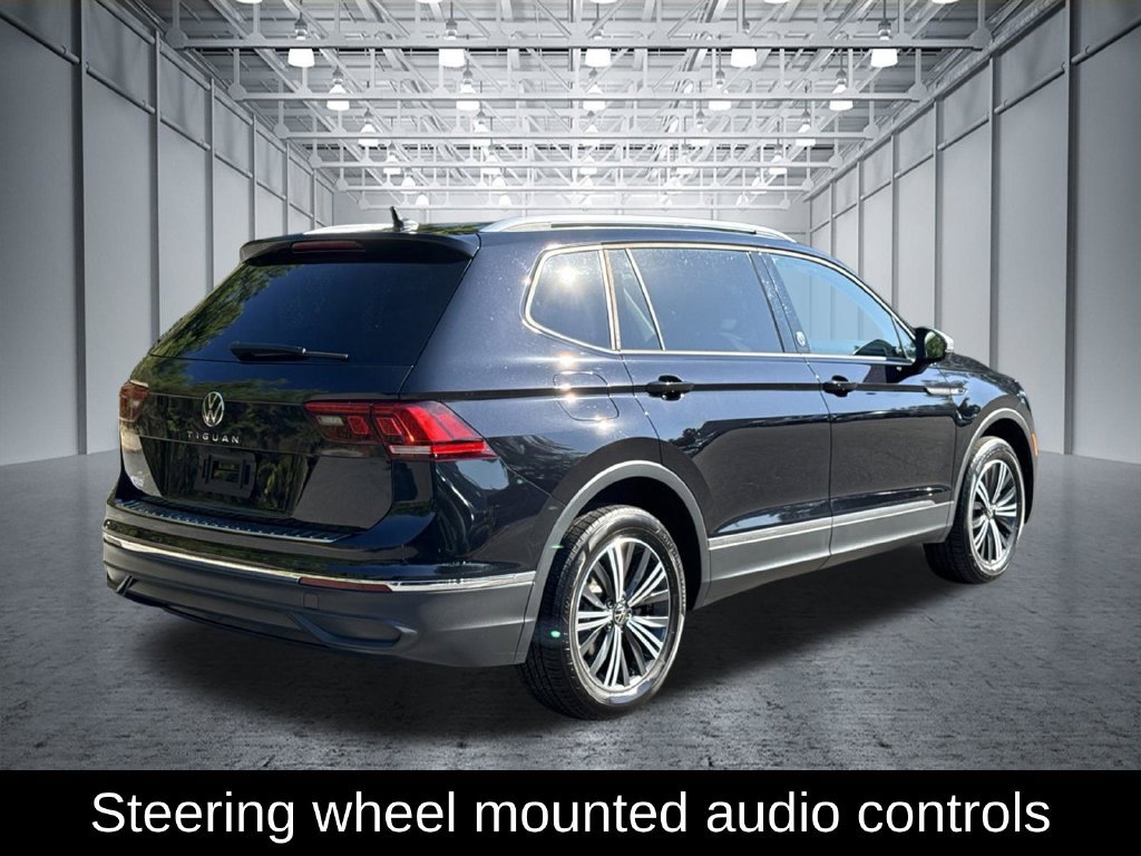 Used 2024 Volkswagen Tiguan SE FWD image 7