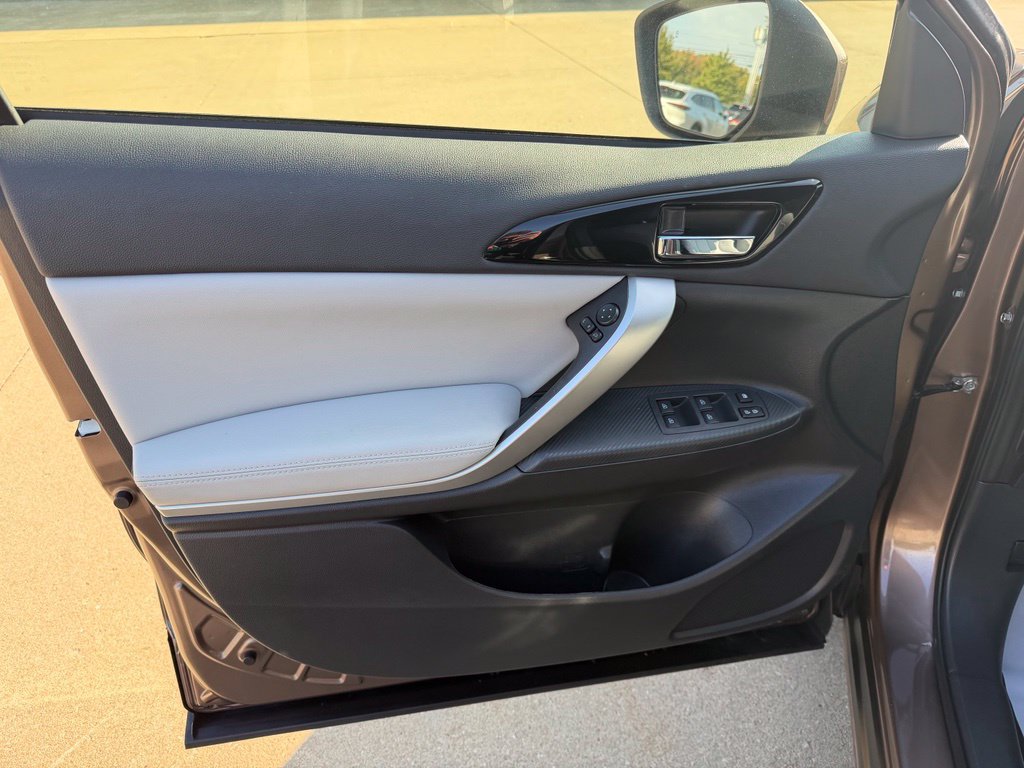 Used 2024 Mitsubishi Eclipse Cross SEL AWD/4WD image 9