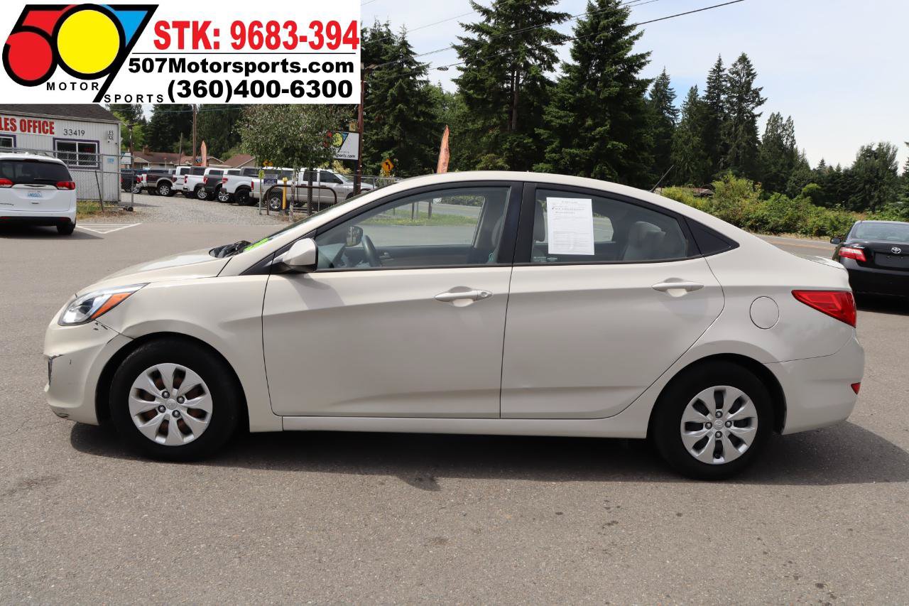 Used 2016 Hyundai Accent SE FWD image 9