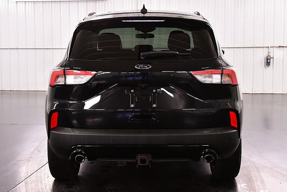 Used 2022 Ford Escape SEL w/ SEL Stealth AWD Package image 6