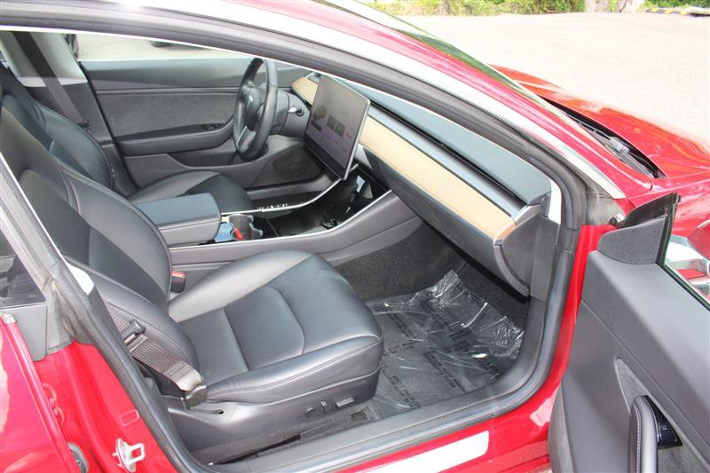 Used 2018 Tesla Model 3 Long Range AWD/4WD image 9