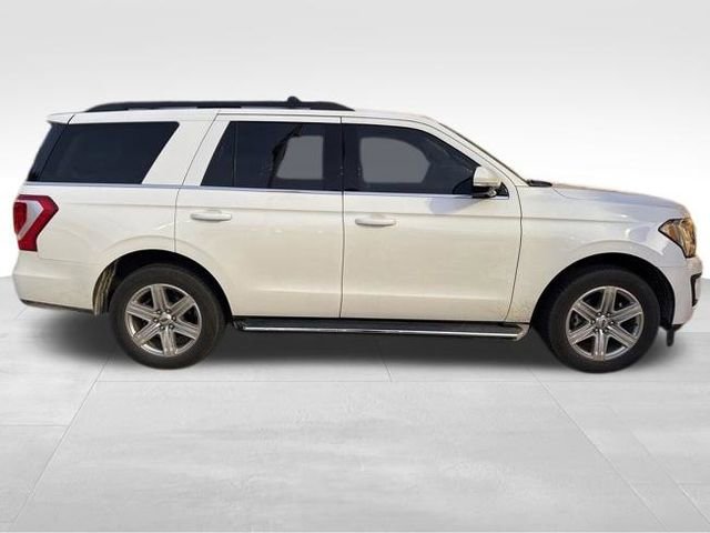Used 2020 Ford Expedition XLT w/ Equipment Group 202A AWD/4WD image 5