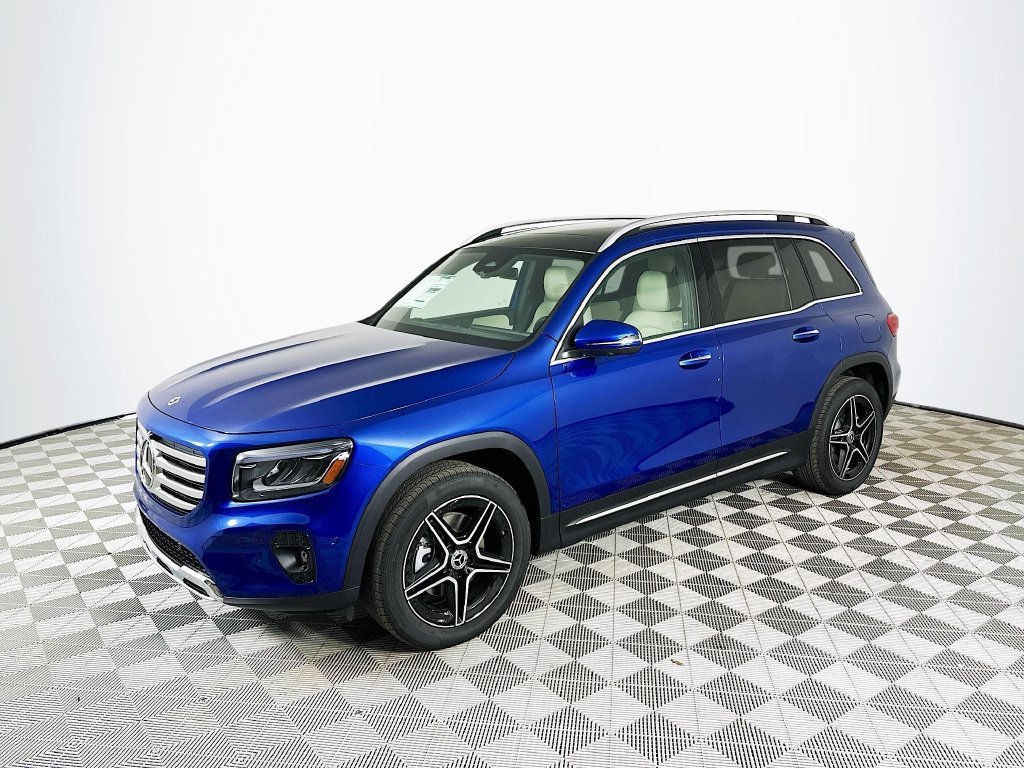 Used 2026 Mercedes-Benz GLB 250 image 3
