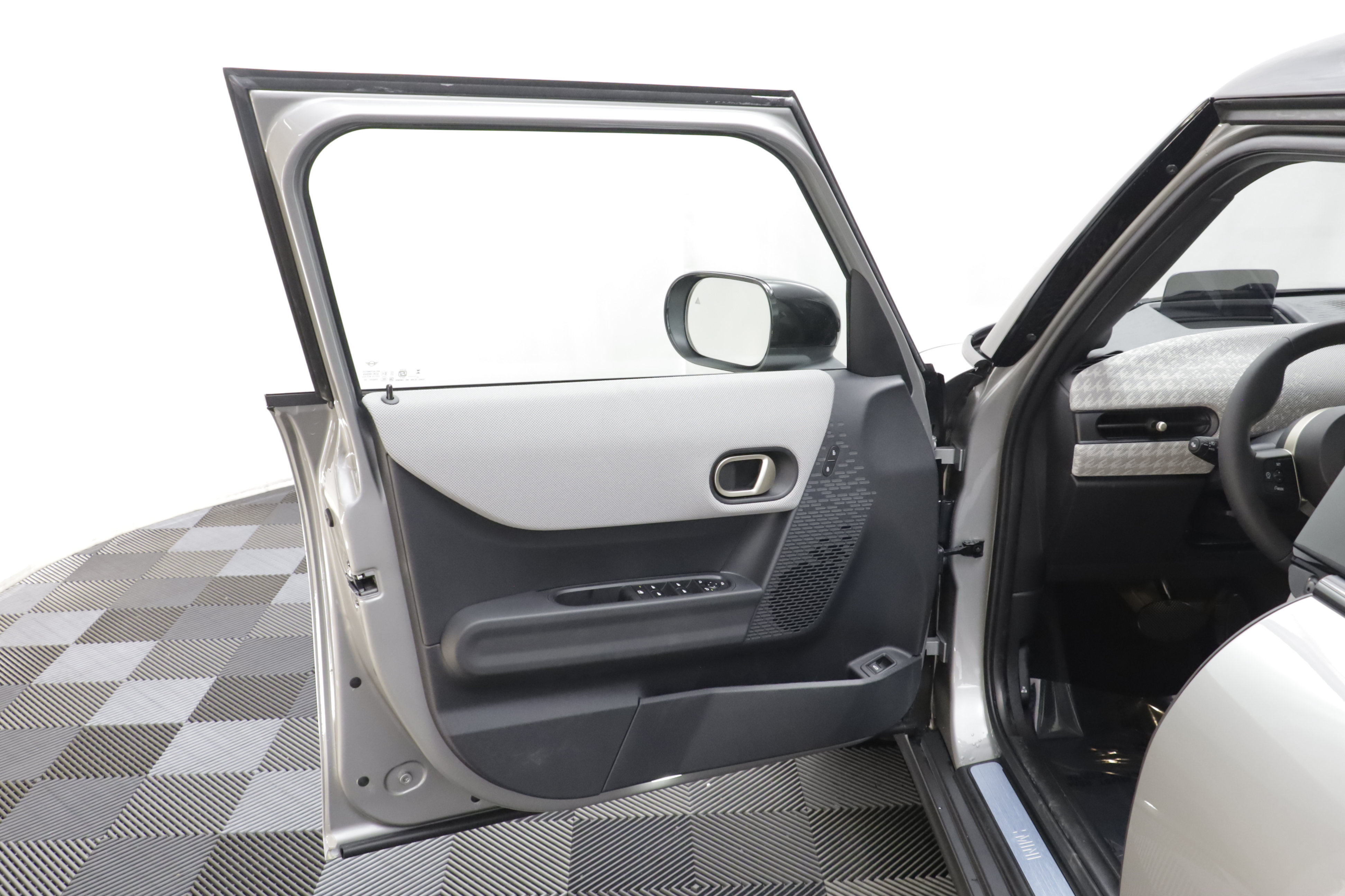 New 2027 MINI Cooper 4-Door Hardtop FWD image 6