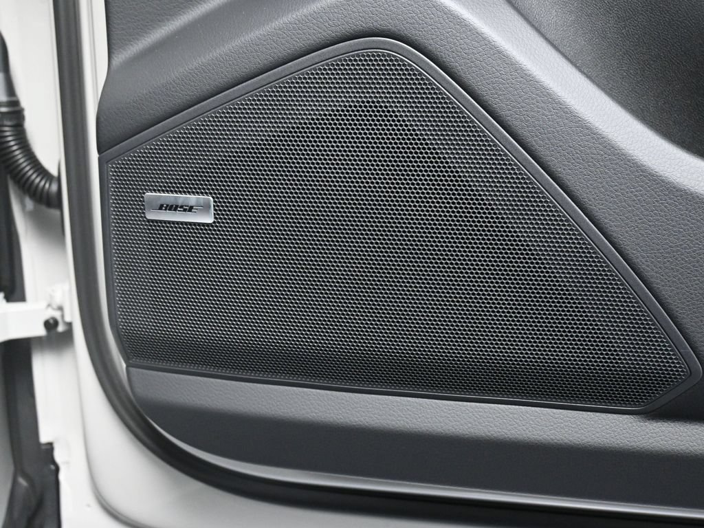 Certified 2026 Porsche Cayenne E-Hybrid AWD/4WD image 31