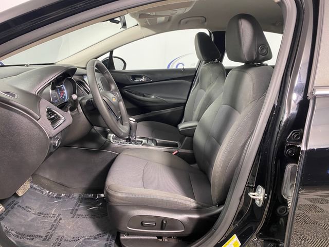 Certified 2017 Chevrolet Cruze LT w/ Convenience Package image 27