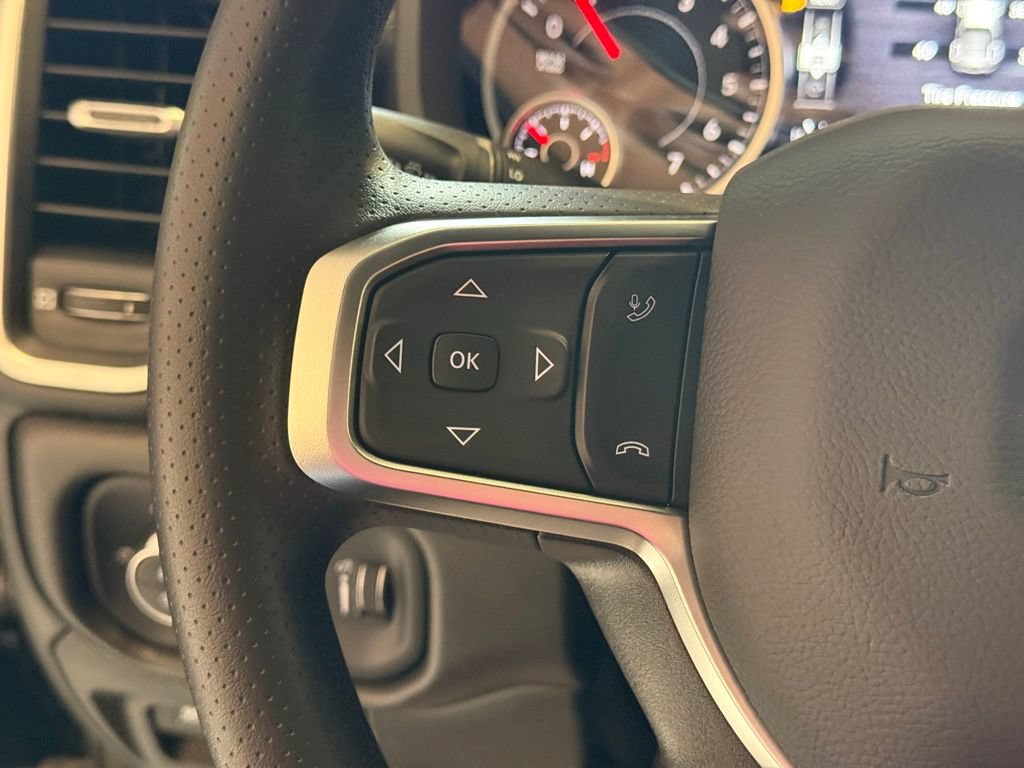 New 2026 RAM 1500 Express AWD/4WD image 28