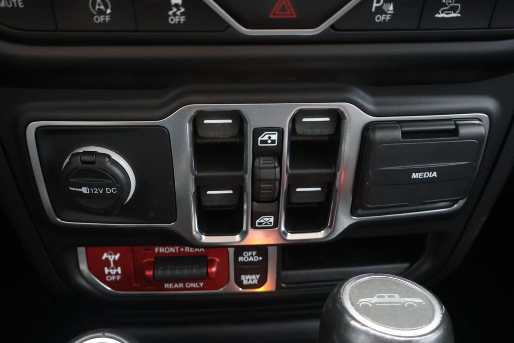 Used 2021 Jeep Gladiator Rubicon AWD/4WD image 27