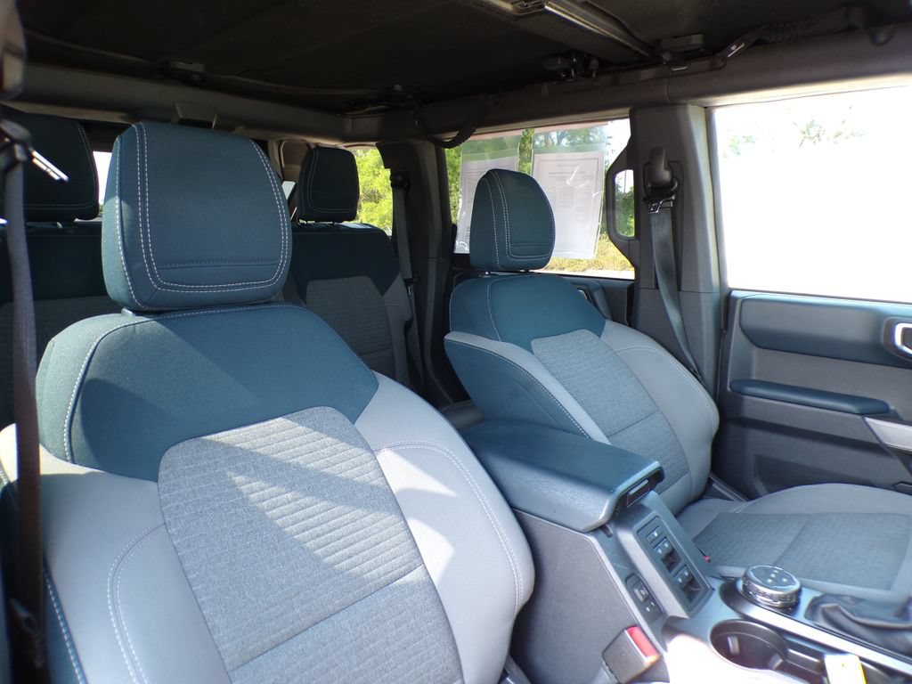 Used 2022 Ford Bronco Outer Banks AWD/4WD image 13