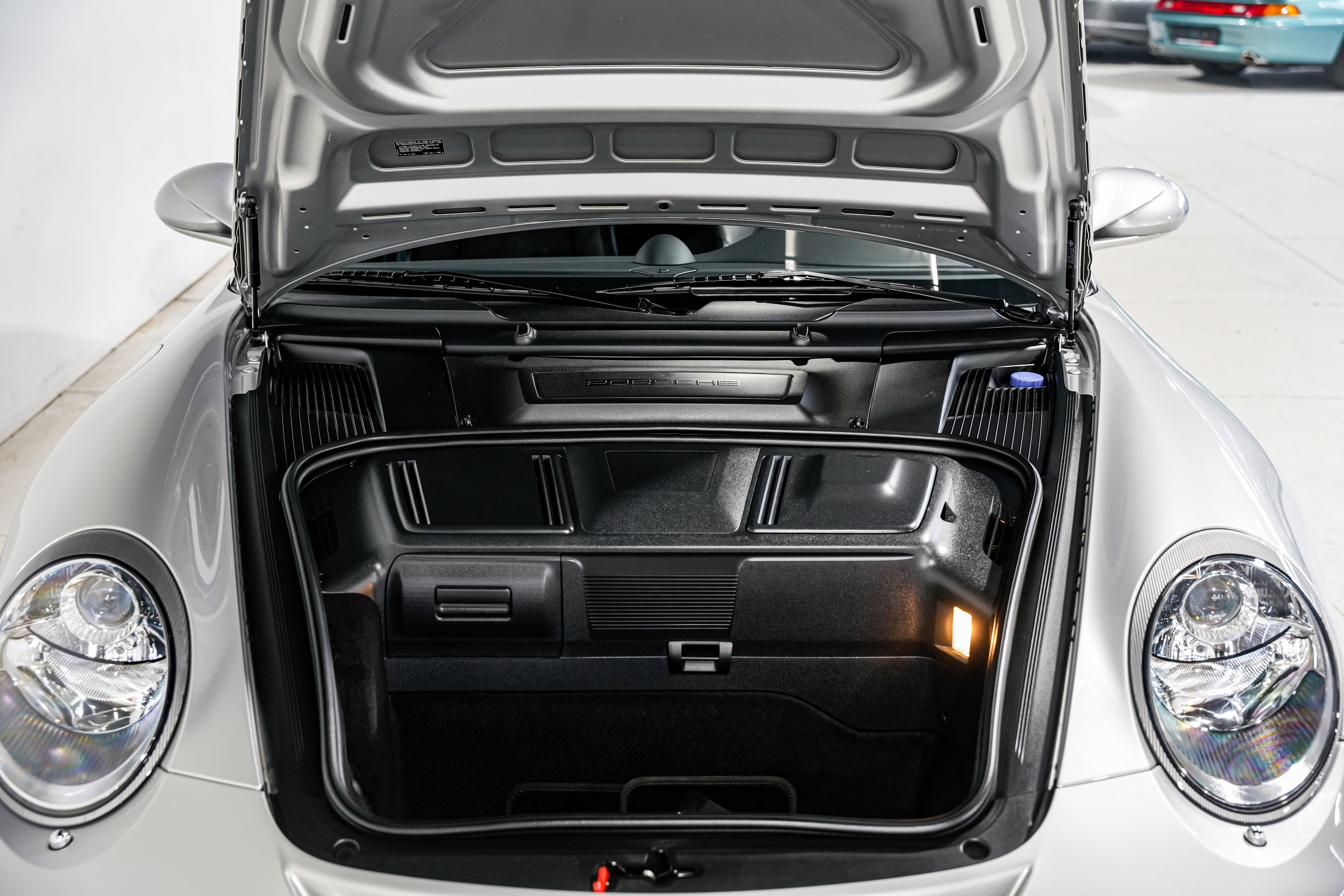 Used 2010 Porsche 911 GT3 image 40