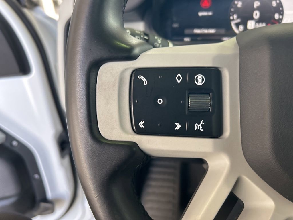 Used 2024 Land Rover Defender 110 S image 55