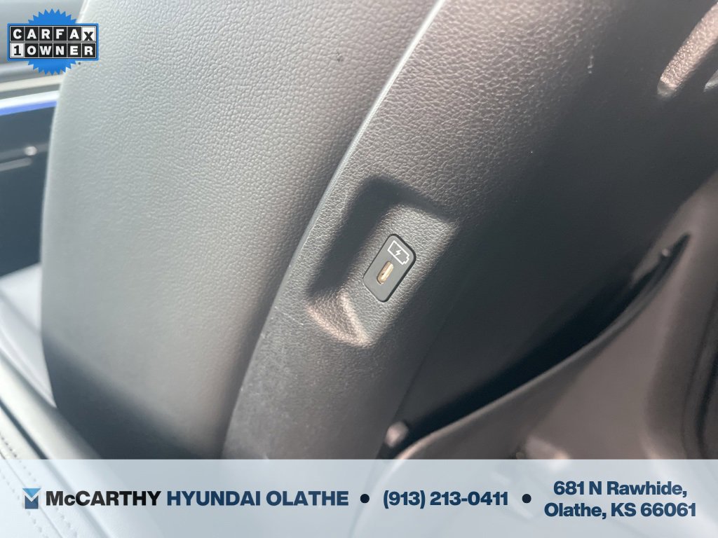 Used 2025 Hyundai Santa Fe Limited image 24