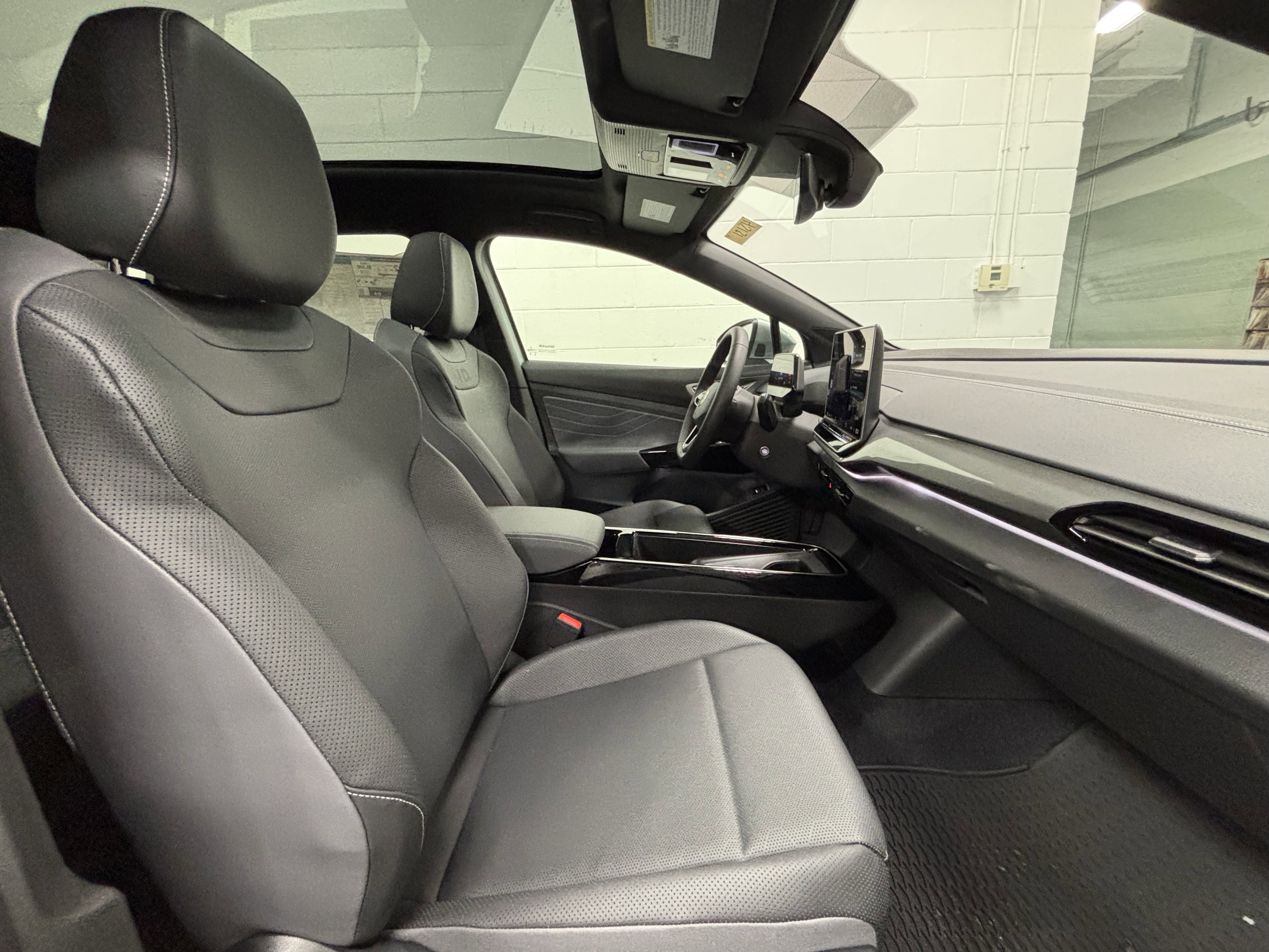 New 2025 Volkswagen ID.4 Pro S image 11