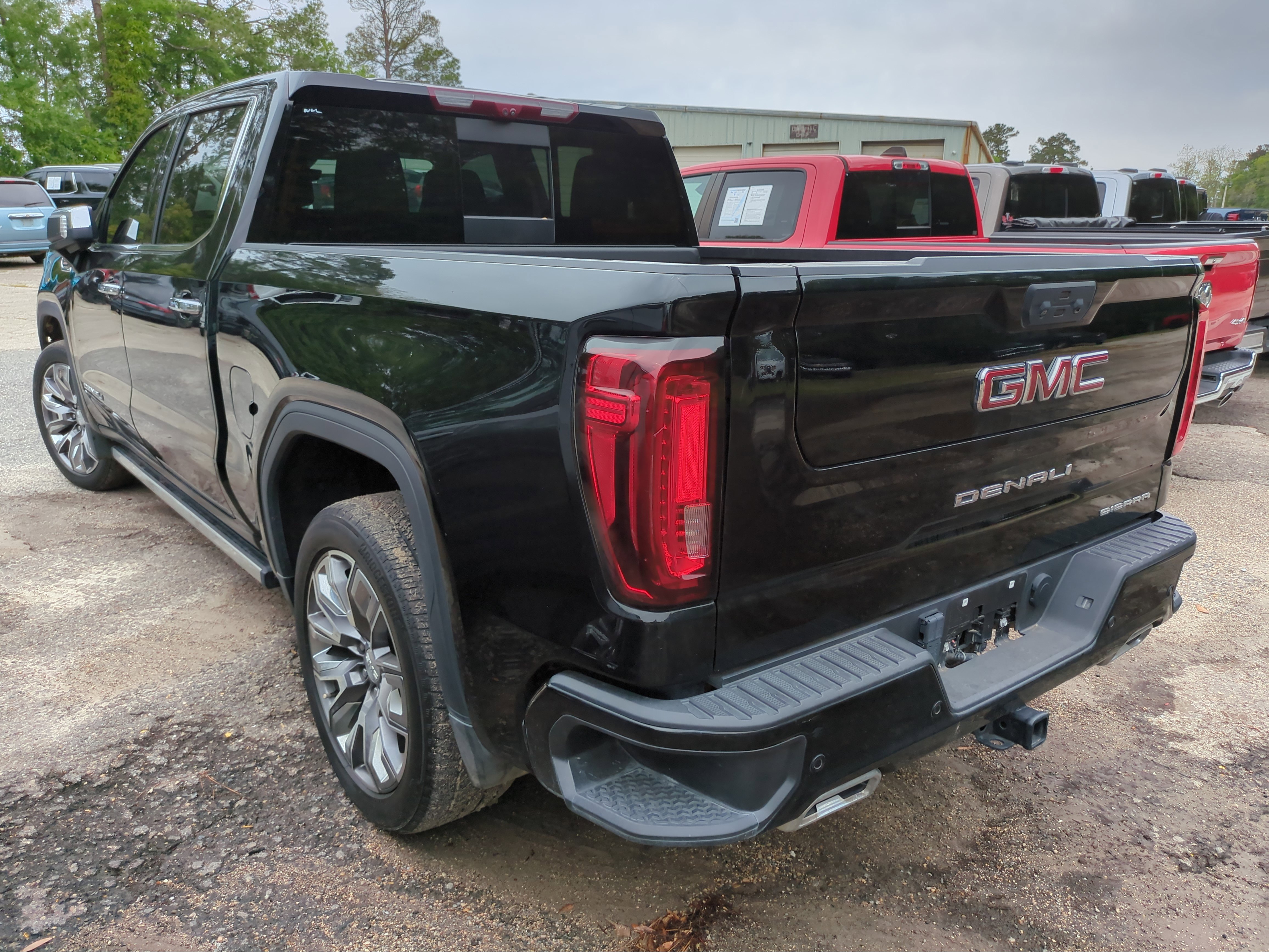 Certified 2023 GMC Sierra 1500 Denali w/ Denali Reserve Package image 4