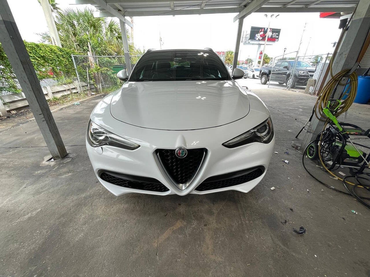 Used 2022 Alfa Romeo Stelvio Ti AWD/4WD image 1