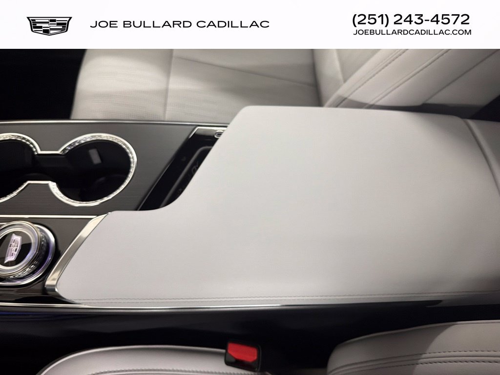 New 2027 Cadillac Optiq Luxury AWD/4WD image 29