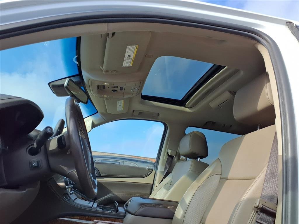 Used 2019 Chevrolet Tahoe Premier image 16